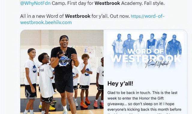 威少训练营开班手部仍戴护具：火记拒绝杜威合体 国王成唯一选择